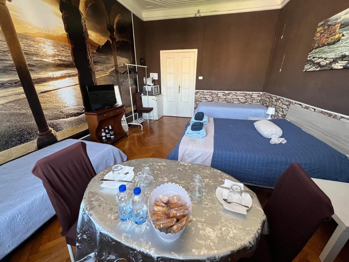 Piazza Della Vittoria Bed & Breakfast 3*